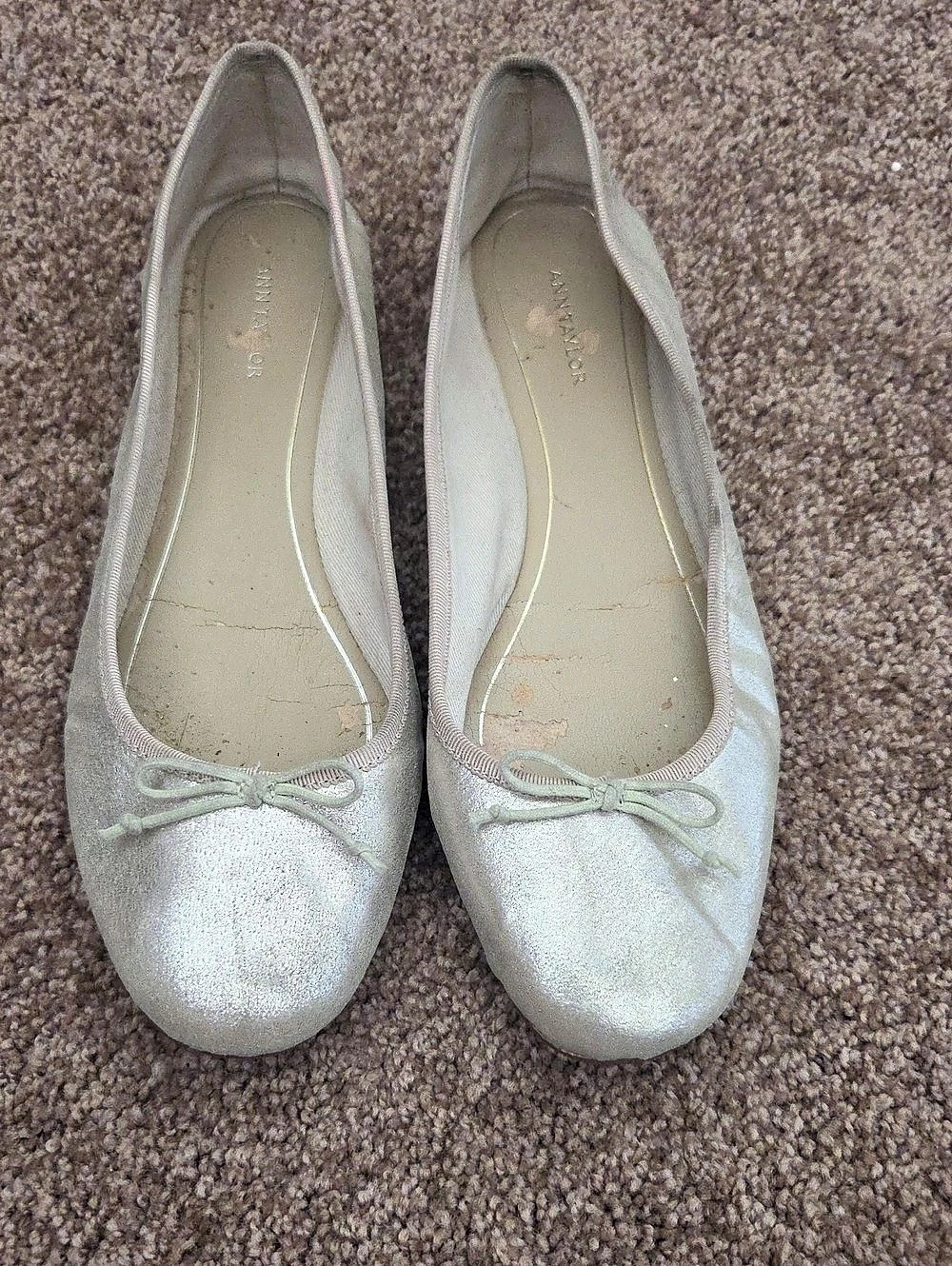 Ann Taylor Gold Bow Ballet Flats